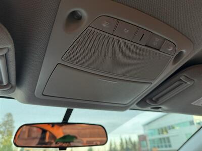 2015 Nissan Sentra SR   - Photo 21 - Gresham, OR 97030