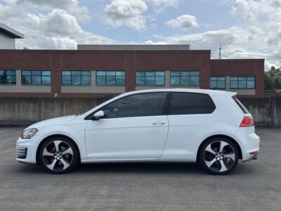 2015 Volkswagen Golf GTI SE 6 Speed Manual - Photo 2 - Gresham, OR 97030