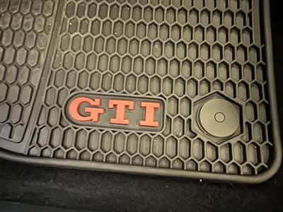2015 Volkswagen Golf GTI SE 6 Speed Manual - Photo 26 - Gresham, OR 97030