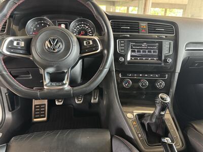 2015 Volkswagen Golf GTI SE 6 Speed Manual - Photo 16 - Gresham, OR 97030