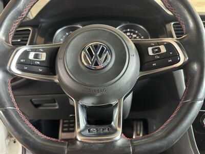 2015 Volkswagen Golf GTI SE 6 Speed Manual - Photo 17 - Gresham, OR 97030