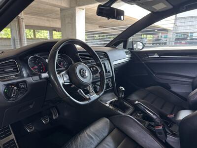 2015 Volkswagen Golf GTI SE 6 Speed Manual - Photo 10 - Gresham, OR 97030