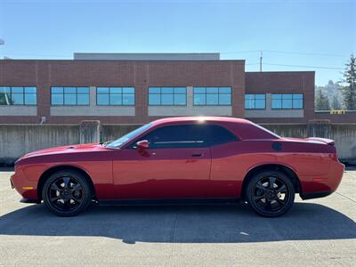 2010 Dodge Challenger SE   - Photo 2 - Gresham, OR 97030