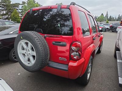 2005 Jeep Liberty Limited 4WD - Photo 3 - Gresham, OR 97030
