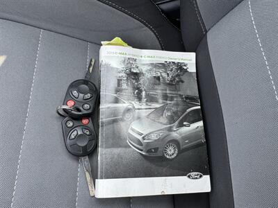 2013 Ford C-MAX Hybrid SE - Photo 27 - Gresham, OR 97030