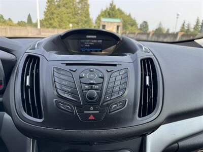 2013 Ford C-MAX Hybrid SE - Photo 21 - Gresham, OR 97030