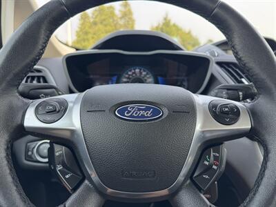 2013 Ford C-MAX Hybrid SE - Photo 19 - Gresham, OR 97030