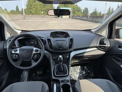2013 Ford C-MAX Hybrid SE - Photo 18 - Gresham, OR 97030