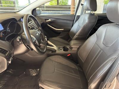 2014 Ford Focus SE - Photo 11 - Gresham, OR 97030