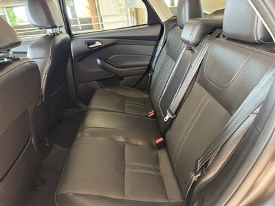 2014 Ford Focus SE - Photo 14 - Gresham, OR 97030