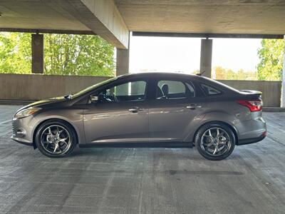 2014 Ford Focus SE - Photo 2 - Gresham, OR 97030