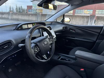 2019 Toyota Prius LE   - Photo 11 - Gresham, OR 97030