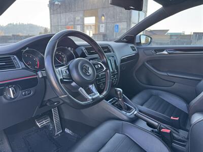 2016 Volkswagen Jetta 2.0T GLI SE   - Photo 13 - Gresham, OR 97030