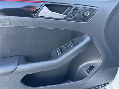 2016 Volkswagen Jetta 2.0T GLI SE   - Photo 27 - Gresham, OR 97030