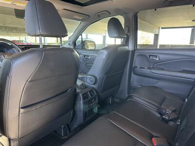 2019 Honda Pilot EX-L  AWD - Photo 16 - Gresham, OR 97030