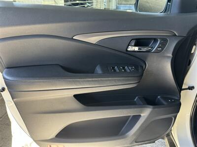 2019 Honda Pilot EX-L  AWD - Photo 32 - Gresham, OR 97030
