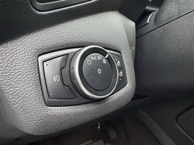 2016 Ford Escape SE   - Photo 25 - Gresham, OR 97030