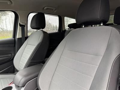 2016 Ford Escape SE   - Photo 13 - Gresham, OR 97030