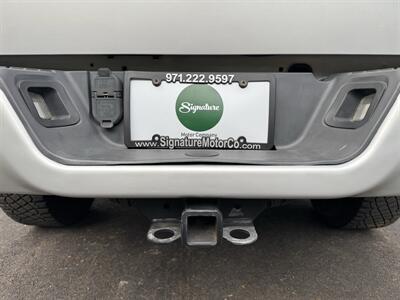 2016 RAM 1500 Crew Cab Tradesman 4x4 - Photo 32 - Gresham, OR 97030