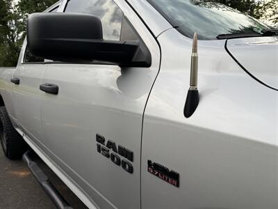 2016 RAM 1500 Crew Cab Tradesman 4x4 - Photo 31 - Gresham, OR 97030