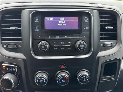 2016 RAM 1500 Crew Cab Tradesman 4x4 - Photo 23 - Gresham, OR 97030