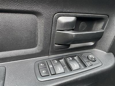 2016 RAM 1500 Crew Cab Tradesman 4x4 - Photo 26 - Gresham, OR 97030