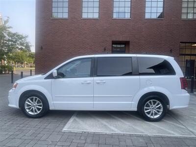 2014 Dodge Grand Caravan SXT  w/ STO-N-GO - Photo 2 - Gresham, OR 97030