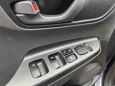 2019 Hyundai Kona SE  AWD - Photo 26 - Gresham, OR 97030