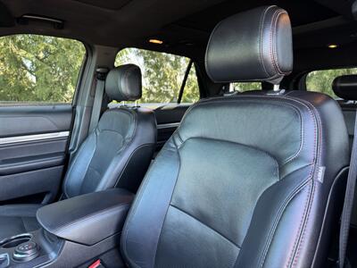 2016 Ford Explorer Sport   - Photo 12 - Gresham, OR 97030