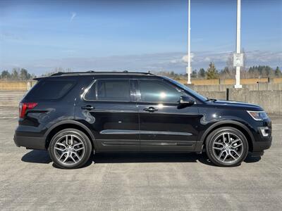 2016 Ford Explorer Sport   - Photo 6 - Gresham, OR 97030