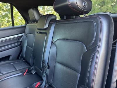 2016 Ford Explorer Sport   - Photo 15 - Gresham, OR 97030