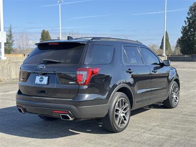 2016 Ford Explorer Sport   - Photo 5 - Gresham, OR 97030