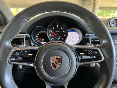 2017 Porsche Macan 2.0T - Photo 20 - Gresham, OR 97030
