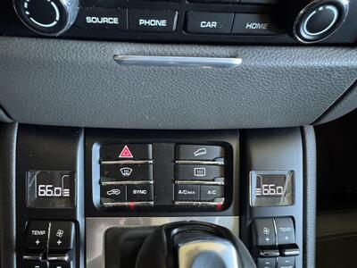 2017 Porsche Macan 2.0T - Photo 25 - Gresham, OR 97030