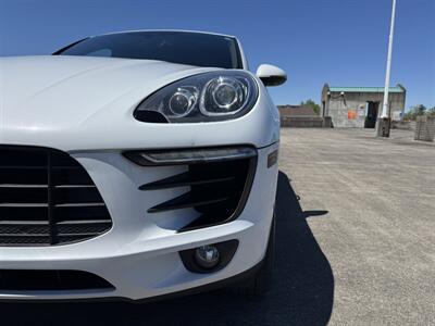 2017 Porsche Macan 2.0T - Photo 6 - Gresham, OR 97030