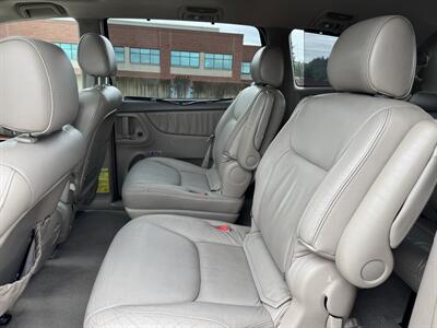 2004 Toyota Sienna XLE 7 Passenger   - Photo 18 - Gresham, OR 97030