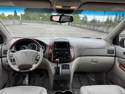 2004 Toyota Sienna XLE 7 Passenger   - Photo 23 - Gresham, OR 97030