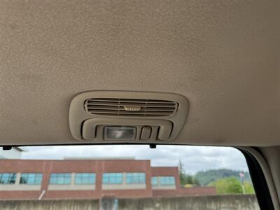 2004 Toyota Sienna XLE 7 Passenger   - Photo 40 - Gresham, OR 97030