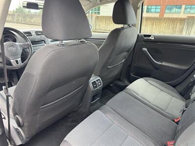 2013 Volkswagen Jetta SportWagen S PZEV - Photo 14 - Gresham, OR 97030