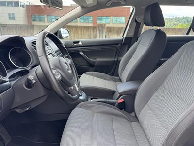 2013 Volkswagen Jetta SportWagen S PZEV - Photo 12 - Gresham, OR 97030