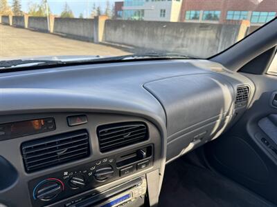 1994 Toyota Camry LE   - Photo 23 - Gresham, OR 97030