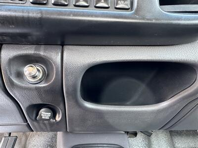 1999 Dodge Ram 1500 ST 4dr ST   - Photo 27 - Gresham, OR 97030