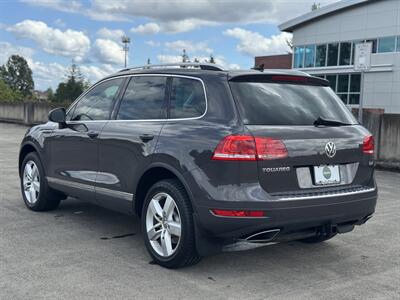 2012 Volkswagen Touareg TDI Sport  Lux AWD - Photo 3 - Gresham, OR 97030