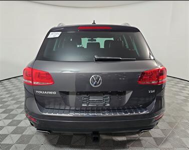 2012 Volkswagen Touareg TDI Sport  Lux - Photo 3 - Gresham, OR 97030