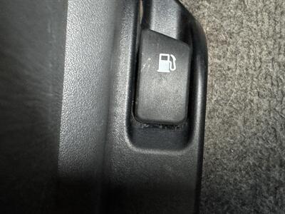 2010 Toyota Prius III  Hybrid - Photo 26 - Gresham, OR 97030