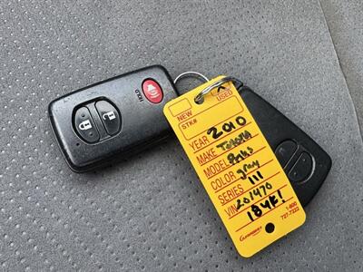 2010 Toyota Prius III  Hybrid - Photo 28 - Gresham, OR 97030