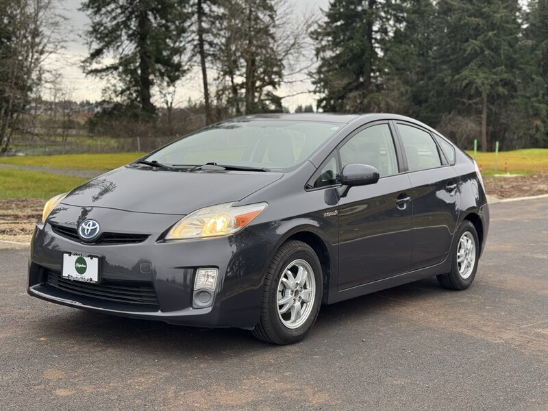 2010 Toyota Prius III  Hybrid - Photo 1 - Gresham, OR 97030