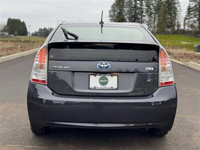 2010 Toyota Prius III  Hybrid - Photo 3 - Gresham, OR 97030