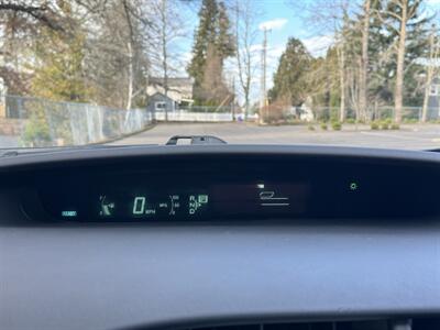 2010 Toyota Prius III  Hybrid - Photo 17 - Gresham, OR 97030