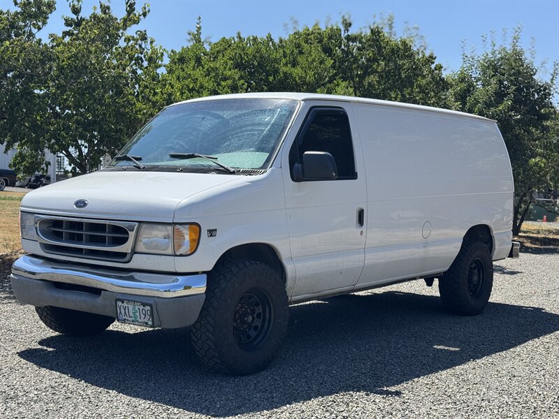 2001 Ford E-Series Van E-350 SD 7.3L Power Stroke Diesel - Photo 1 - Gresham, OR 97030